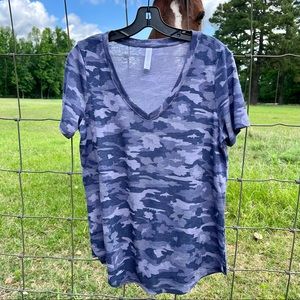 ATHLETA Short Sleeve Deep V-neck Shirt- camo design